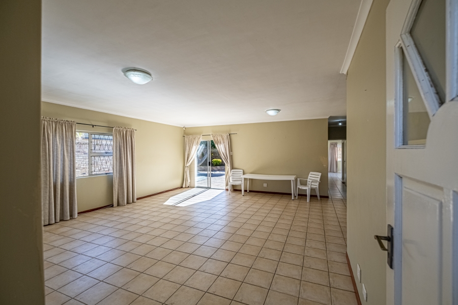 3 Bedroom Property for Sale in Summerstrand Eastern Cape